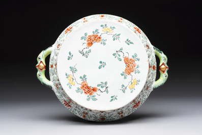 A polychrome Dutch Delft petit feu reticulated basket after a Chinese famille rose example, 18th C.