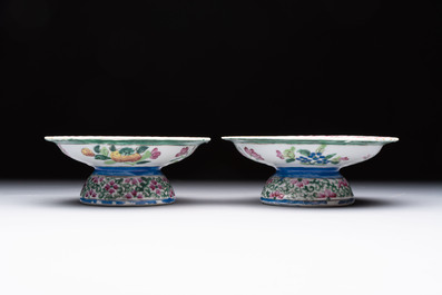 A pair of Chinese famille rose 'mandarin ducks in a lotus pond' Bencharong  tazzas for the Thai market, 19th C.