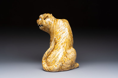 A rare Korean porcelain model of a seated tiger, Joseon, 18/19th C.