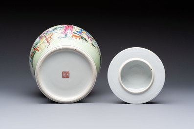 A Chinese famille rose 'San Niang Jiao Zi 三娘教子' vase and cover, 20th C.