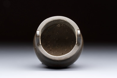 A Chinese silver-inlaid bronze tripod censer with clouds design, 19th C.