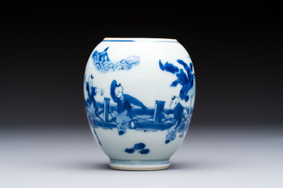 A Chinese blue and white tea caddy with figural design, artemisia leaf mark, Kangxi