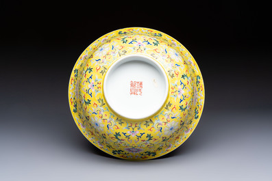 A rare Chinese famille rose yellow-ground bowl from the imperial workshops, Jiang Shi Qian Ju 蔣氏籤具 mark, Republic