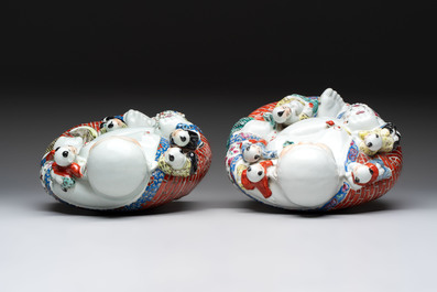 Two Chinese famille rose Milefo Buddhas and a famille rose black-ground covered vase, Zhu Mao Ji 朱茂記造 and Kangxi marks, 19/20th C.