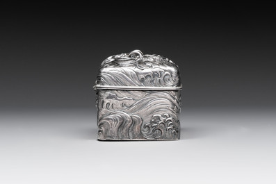 A fine Japanese silver 'Dragon' box, 19th C.