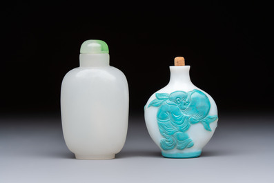 A Chinese turquoise-overlay white glass 'Fushou 福壽' snuff bottle and a glass imitating jade snuff bottle, Qianlong mark, 19th C.