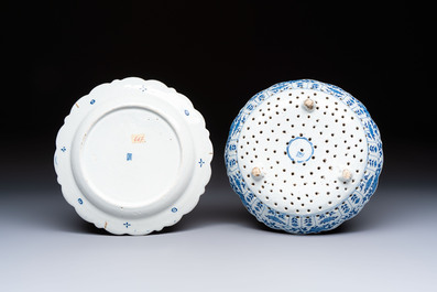 A blue and white Dutch Delft Kangxi-style strawberry strainer and stand, 18th C.