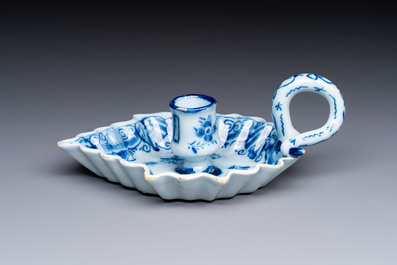 A blue and white Dutch Delft leaf-shaped chamberstick, 18th C.