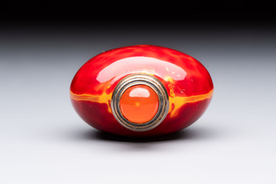 A Chinese 'Realgar Dragon' glass snuff bottle, probably from the imperial Beijing glass workshop, 1720-1840