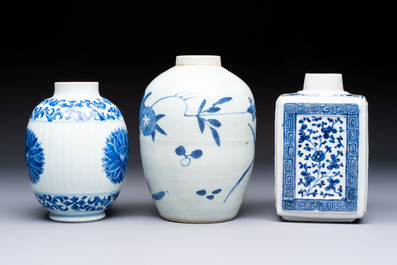 Three Chinese blue and white tea caddies, Chenghua mark, Shunzhi and later
