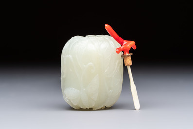 A Chinese carved jade melon-form snuff bottle with a red coral stopper, 1820-1880