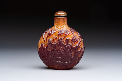 A very large Chinese brown-overlay amber glass 'Ba Xian Zhu Shou 八仙祝壽&lsquo; table snuff bottle, 19th C.