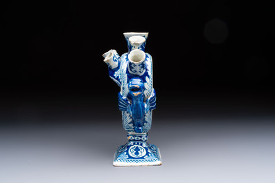A blue and white Dutch Delft heart-shaped tulip vase, early 18th C.
