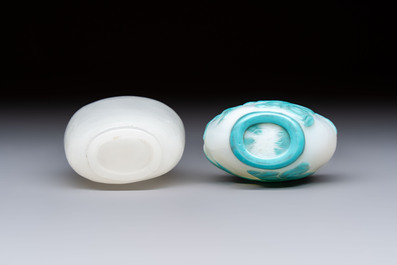 A Chinese turquoise-overlay white glass 'Fushou 福壽' snuff bottle and a glass imitating jade snuff bottle, Qianlong mark, 19th C.