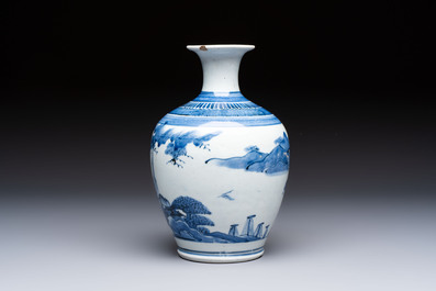A fine Japanese Arita blue and white vase or sake bottle with landscape design, Edo, ca. 1680