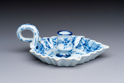 A blue and white Dutch Delft leaf-shaped chamberstick, 18th C.