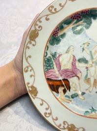 A Chinese famille rose 'The Judgement of Paris' plate, Qianlong