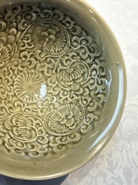 A fine Chinese Yaozhou 'Chrysanthemum' bowl, Northern Song