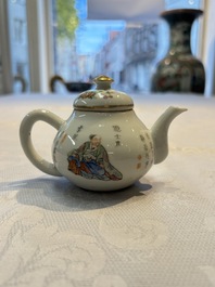 A Chinese famille rose 'Wu Shuang Pu' teapot and cover, 19th C.