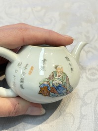 A Chinese famille rose 'Wu Shuang Pu' teapot and cover, 19th C.