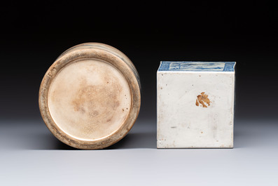 A Japanese blue and white Arita square flask and a Tangen-style bottle, 'Tokkuri', 19/20th C.