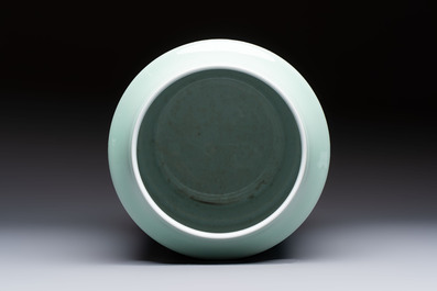 A fine Chinese green-enamelled vase with landscape design, Hui Yuan Tang Zhi 慧遠堂製 mark, dated 1943