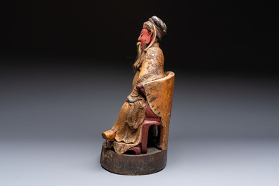 A large Chinese gilt-lacquered and polychrome wooden figure of Guandi, 19th C.