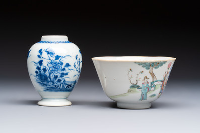A varied collection of 11 Chinese porcelain wares, Kangxi and later