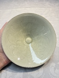A Chinese qingbai tea bowl with incised floral design, 20th C.