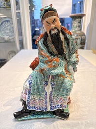 A Chinese famille rose figure of Guandi, 19/20th C.