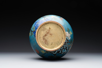 A Chinese cloisonn&eacute; 'Peony and Chrysanthemum' vase, 19th C.