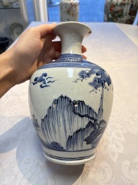 A fine Japanese Arita blue and white vase or sake bottle with landscape design, Edo, ca. 1680