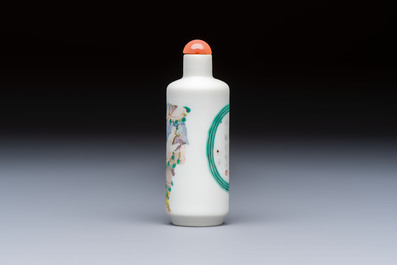 A Chinese famille rose 'Wu Shuang Pu' snuff bottle, 19th C.