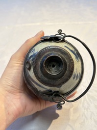 A Chinese blue and white 'Bleu de Hue' waterpipe and a 'Poem' plate for the Vietnamese market, chơi ngọc 玩玉 mark, 19th C.