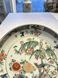 A pair of Chinese famille verte 'Bird Among Flowering Branches' dishes, Kangxi