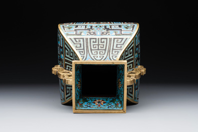 A Chinese archaistic cloisonn&eacute; square vase, Qianlong and Ren mark, 19/20th C.