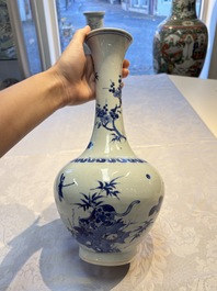 A rare Chinese blue and white 'Cat and Butterfly 耄耋' bottle vase, Transitional period