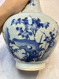 A rare Chinese blue and white 'Cat and Butterfly 耄耋' bottle vase, Transitional period