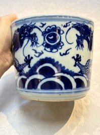 A varied collection of nine Chinese blue, white and famille rose wares, Kangxi and later