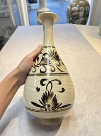 A Chinese Cizhou cream-glazed and dark-brown slip-painted vase with floral design, Republic