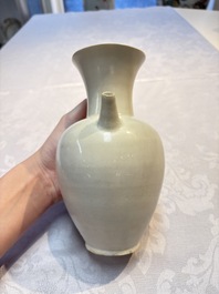A Chinese Xingyao white-glazed ewer, Ying 盈 mark, Tang or later