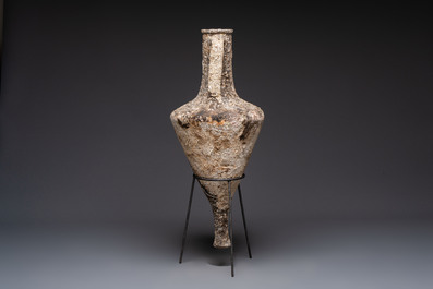 A Greco-Roman wine amphora, 2nd/1st C. B.C.
