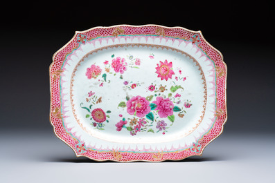 A Chinese famille rose covered ewer, a covered chocolate pot, a bowl and a dish, Qianlong