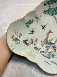 Four Chinese blue, white and famille rose tazzas and a covered spice bowl with bats design, 19th C.