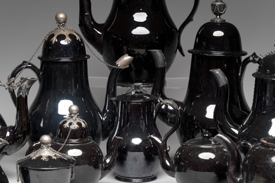 13 various Namur black-glazed pottery wares, 18th C.