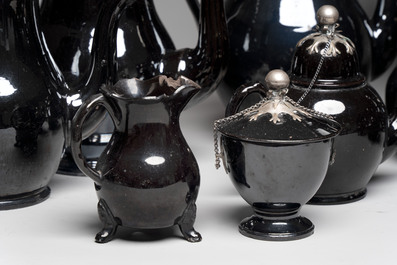 13 various Namur black-glazed pottery wares, 18th C.