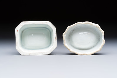 A collection of four Chinese blue and white, famille rose and Imari-style salts and a Samson Paris salt, 18/19th C.