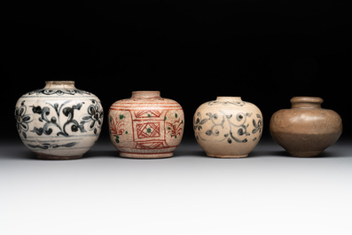 Four Annamese or Vietnamese blue, white and polychrome jarlets, 16/17th C.