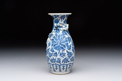 Four Chinese snuff bottles and three vases, 19th C.