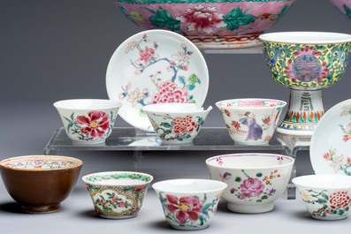 A collection of 28 Chinese famille rose wares, 18th C. and later